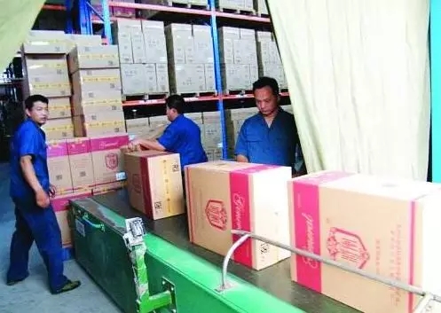 成品倉 原材料倉該如何借助智能倉儲實現(xiàn)轉(zhuǎn)變？