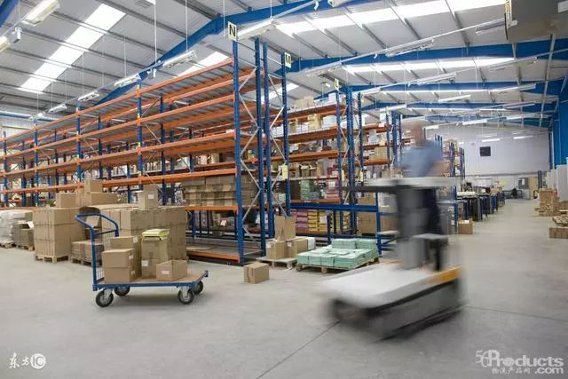 【掃盲】市面上常見的倉儲裝備,包括貨架、倉庫及倉庫內(nèi)的輔助性設(shè)備