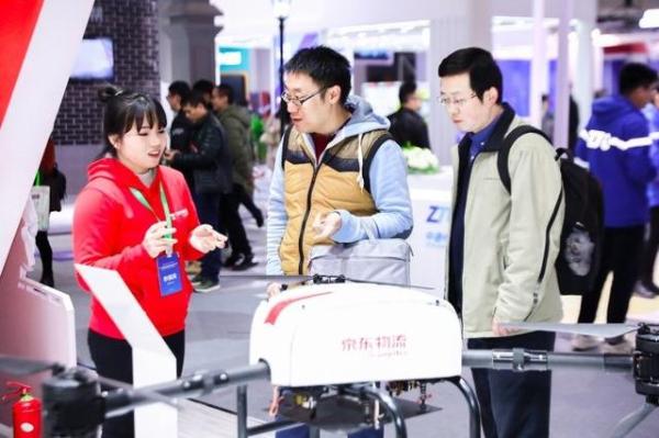 順豐、京東、中通、德邦、百世、蘇寧、菜鳥等名企炫技！物流人的飯碗還保得住嗎？