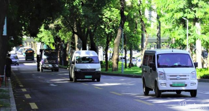 新能源物流車市場覺醒：選一塊好電池有多重要？