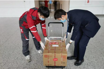 不用再等！飛機行李快遞到家服務(wù)來了，你會用嗎？