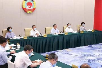全國(guó)政協(xié)召開(kāi)網(wǎng)絡(luò)議政遠(yuǎn)程協(xié)商會(huì)，圍繞“推進(jìn)多式聯(lián)運(yùn)高質(zhì)量發(fā)展”協(xié)商議政