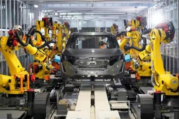 日產(chǎn)智能工廠亮相，“工匠級”機器人讓人大開眼界！