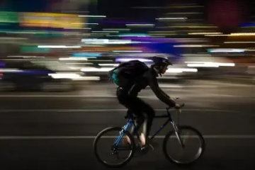 重拾送貨上門，快遞業(yè)打響最后一場戰(zhàn)役