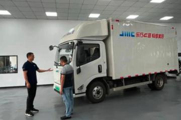 江鈴樂行新能源布局品牌新網(wǎng)，開設(shè)多家線下專營店