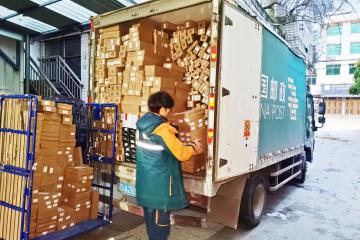 日均發(fā)貨1.2萬件！衛(wèi)浴產(chǎn)品搭上“郵政快車”