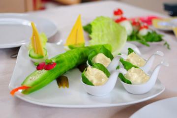 【原創(chuàng)】如何化解預(yù)制菜危機(jī)？