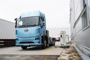 輕量化設(shè)計多拉700KG，乘龍翼威5助卡友輕“盈”創(chuàng)富