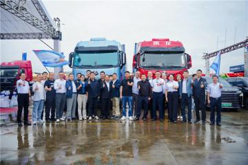 乘龍卡車萬里長測：錨定“一帶一路”，見證中國物流脊梁