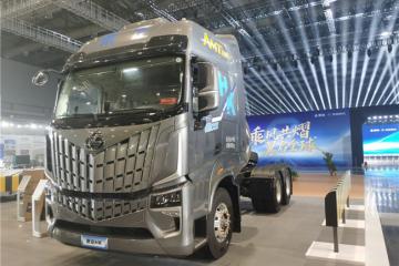 國四置換正當時！乘龍HK LNG牽引車助卡友降本增效贏在起點