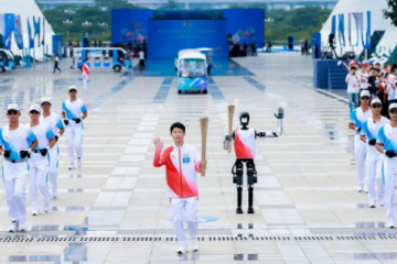 全球首個！機器人火炬手“夸父”有哪些亮點？