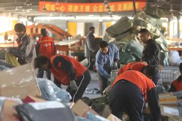 網(wǎng)點靠旺季賺錢不再現(xiàn)實，末端迫近生存臨界點