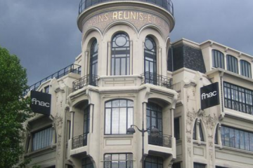 通往歐洲之路，劉強(qiáng)東快樂并痛著