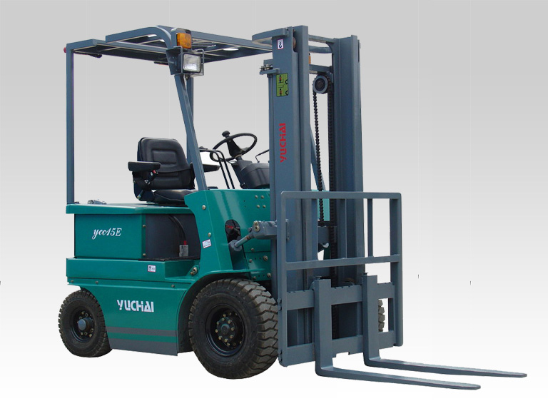 1.5噸四輪電動(dòng)平衡重叉車 YCC15E 