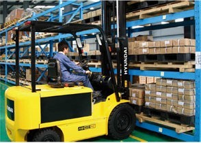 現(xiàn)代叉車HB30新品上市，超長質保