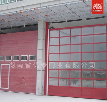 [廠家直銷] 工業(yè)門 工業(yè)滑升門 全自動工業(yè)滑升門 保證品質(zhì)