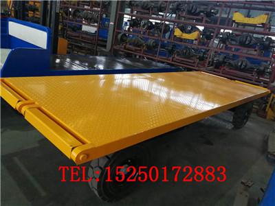 3噸電動(dòng)牽引拖車(chē)頭