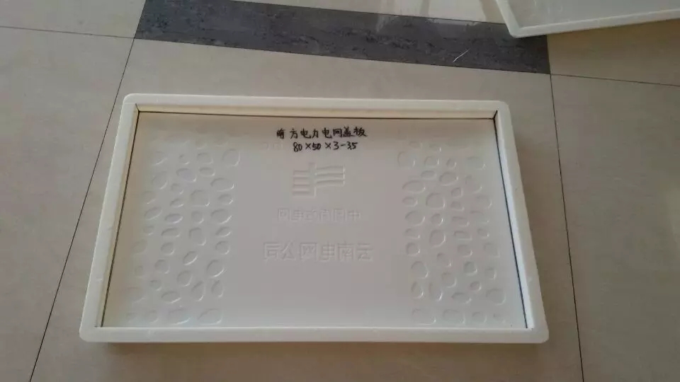 護(hù)坡模具同價格同質(zhì)量盛達(dá)模具相當(dāng)靠譜