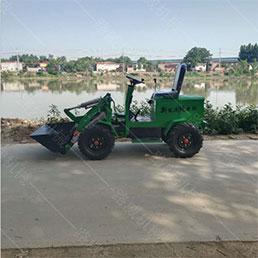 出售四驅(qū)電動(dòng)小鏟車 液壓式四輪電動(dòng)鏟車 養(yǎng)殖場(chǎng)電動(dòng)鏟糞車