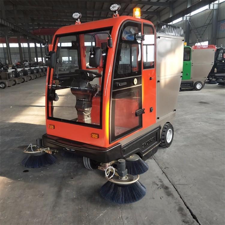  供應(yīng)批發(fā)工業(yè)用掃地機(jī) 駕駛式掃地車 市政駕駛式掃地機(jī)
