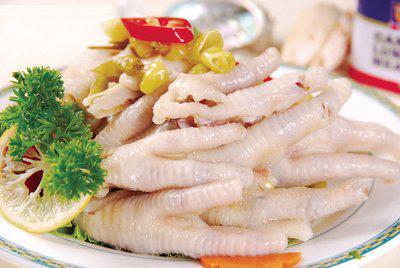 進(jìn)口加拿大凍雞爪虎皮鳳爪鹵味休閑食品加工天津港報(bào)關(guān)清關(guān)